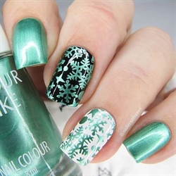 122 Absolute Green, Stamping Neglelak, Colour Alike (u)